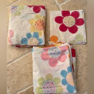 Twin Pottery Barn Kids Polka Dot floral sheets set